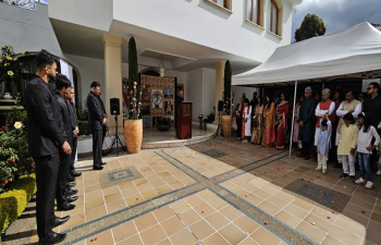 The Embassy of India held the 76th Republic Day celebration with fervent participation of the Indian diaspora, Colombian government officials, diplomatic corps and friends of India. La Embajada de la India celebró el 76º Día de la República con una ferviente participación de la diáspora india, funcionarios del gobierno colombiano, cuerpos diplomáticos y amigos de India.